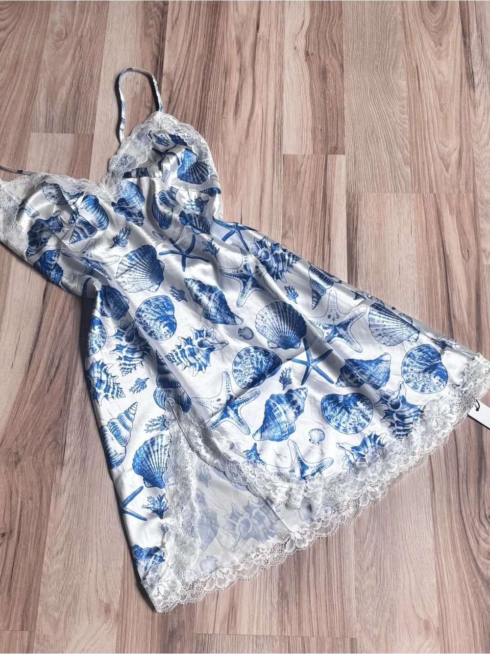 Amazon Blue & White Seashell Lace-Trim Slip